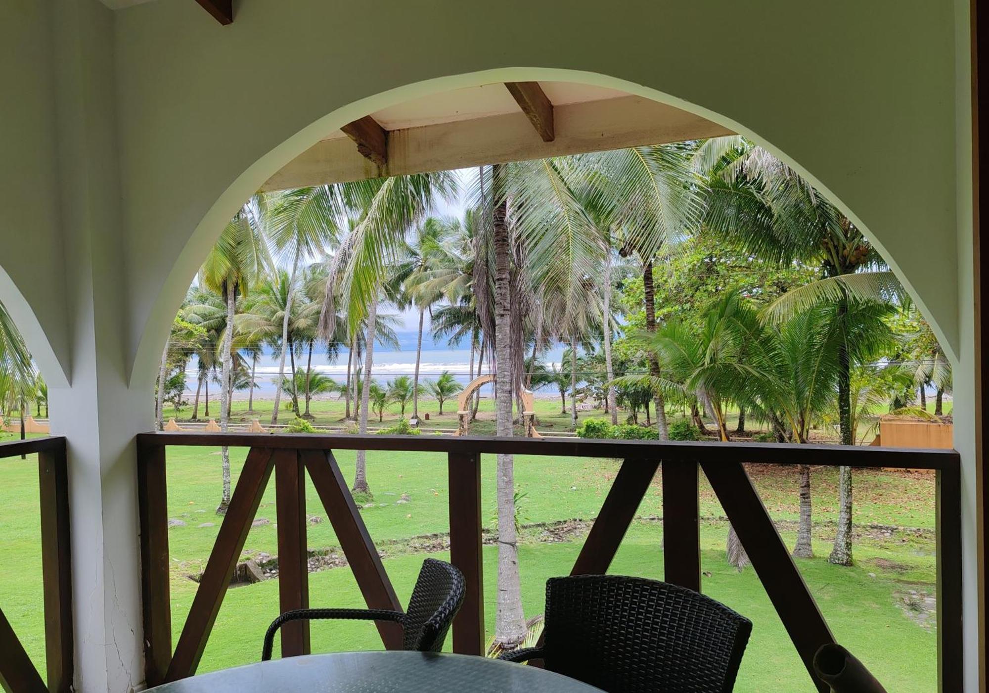 Marenaz Oceanfront Resort Esterillos Este Exterior photo