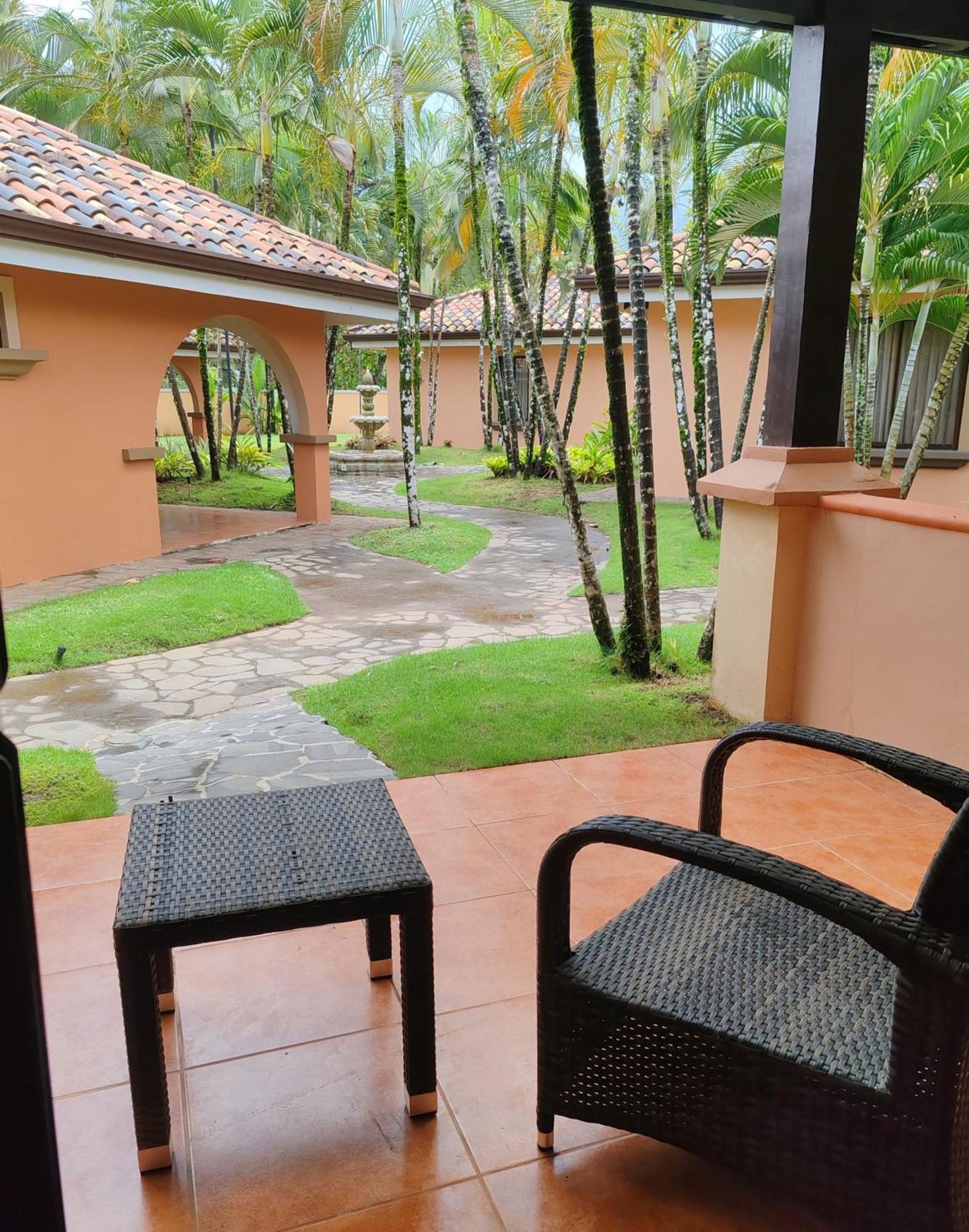 Marenaz Oceanfront Resort Esterillos Este Exterior photo