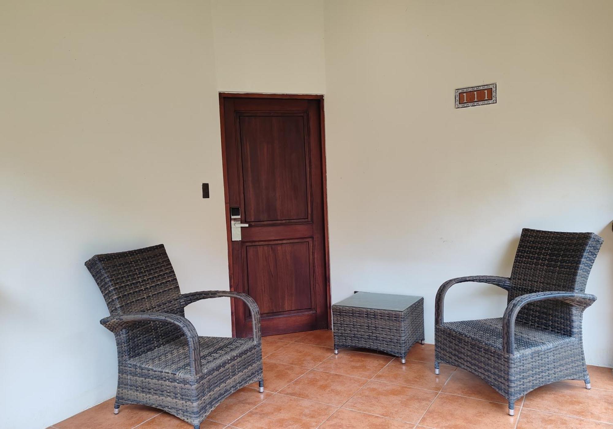 Marenaz Oceanfront Resort Esterillos Este Exterior photo