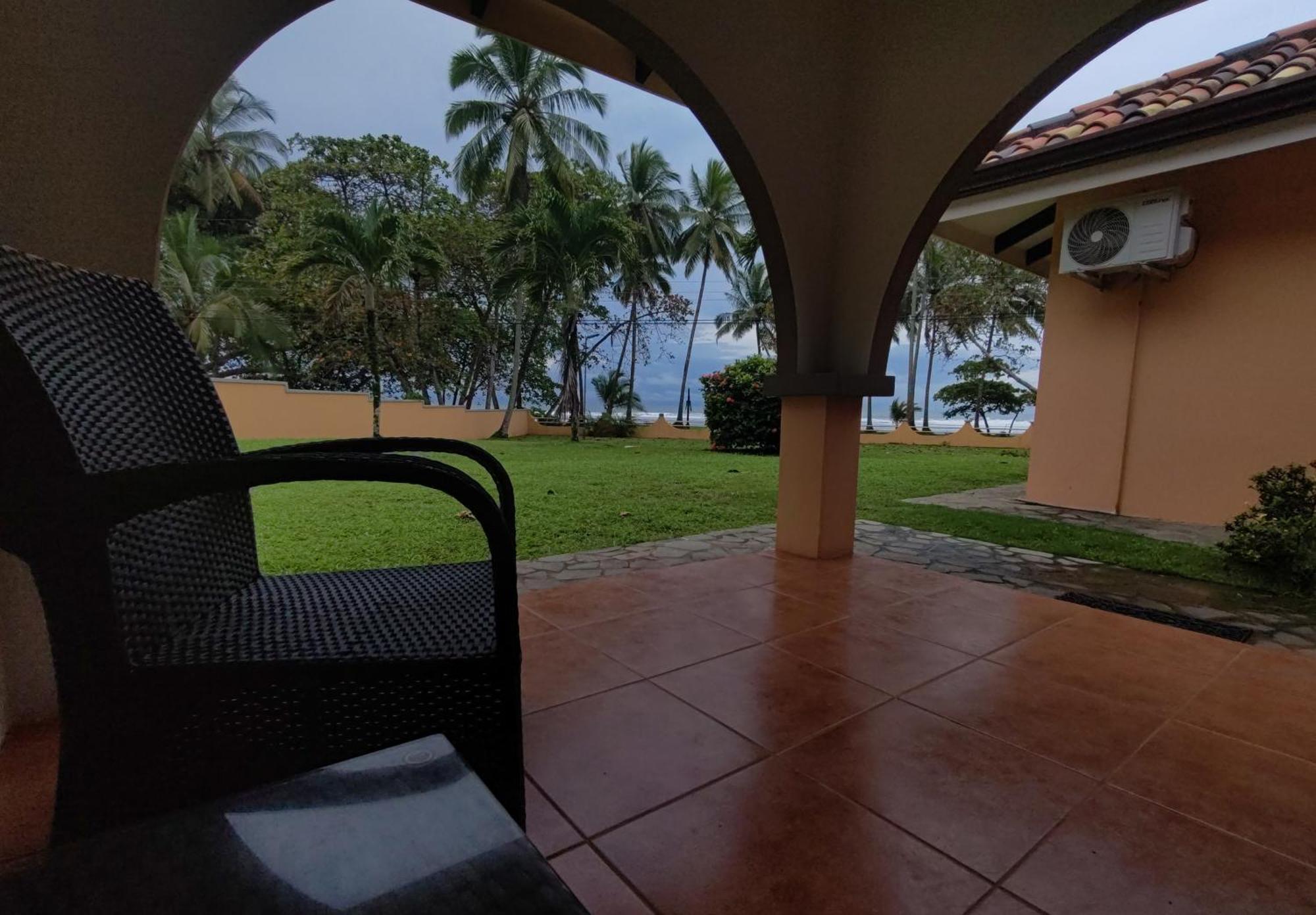 Marenaz Oceanfront Resort Esterillos Este Exterior photo